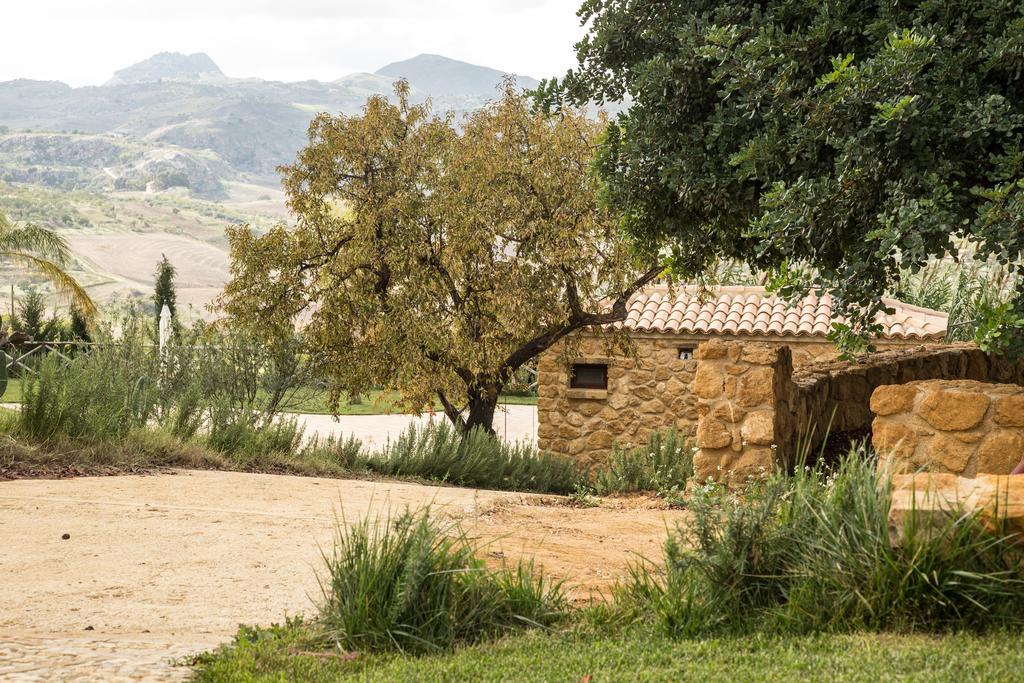 Agriturismo Feudo Muxarello Aragona Экстерьер фото