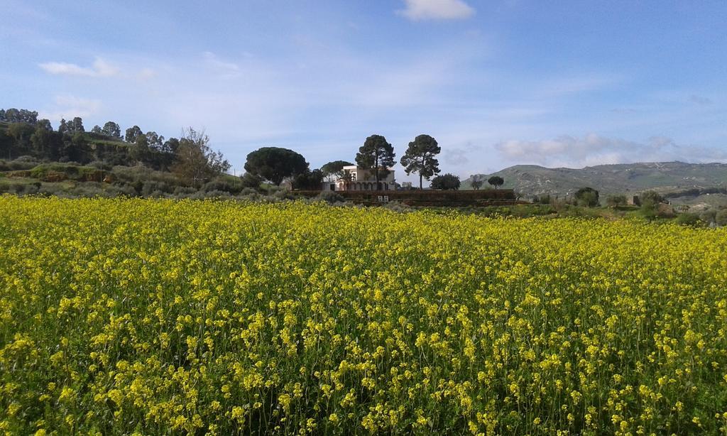 Agriturismo Feudo Muxarello Aragona Экстерьер фото
