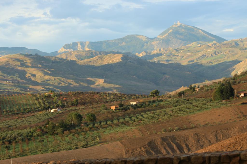 Agriturismo Feudo Muxarello Aragona Экстерьер фото